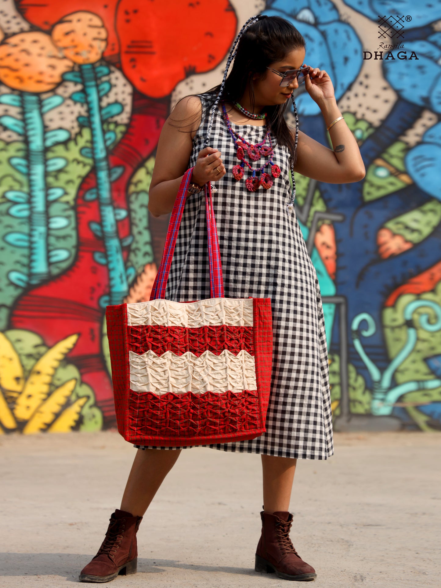 Gamcha Drapari Wrinkle Tote Bag – Handcrafted Cotton with 3 Zip Pockets Red Offwhite BAG16