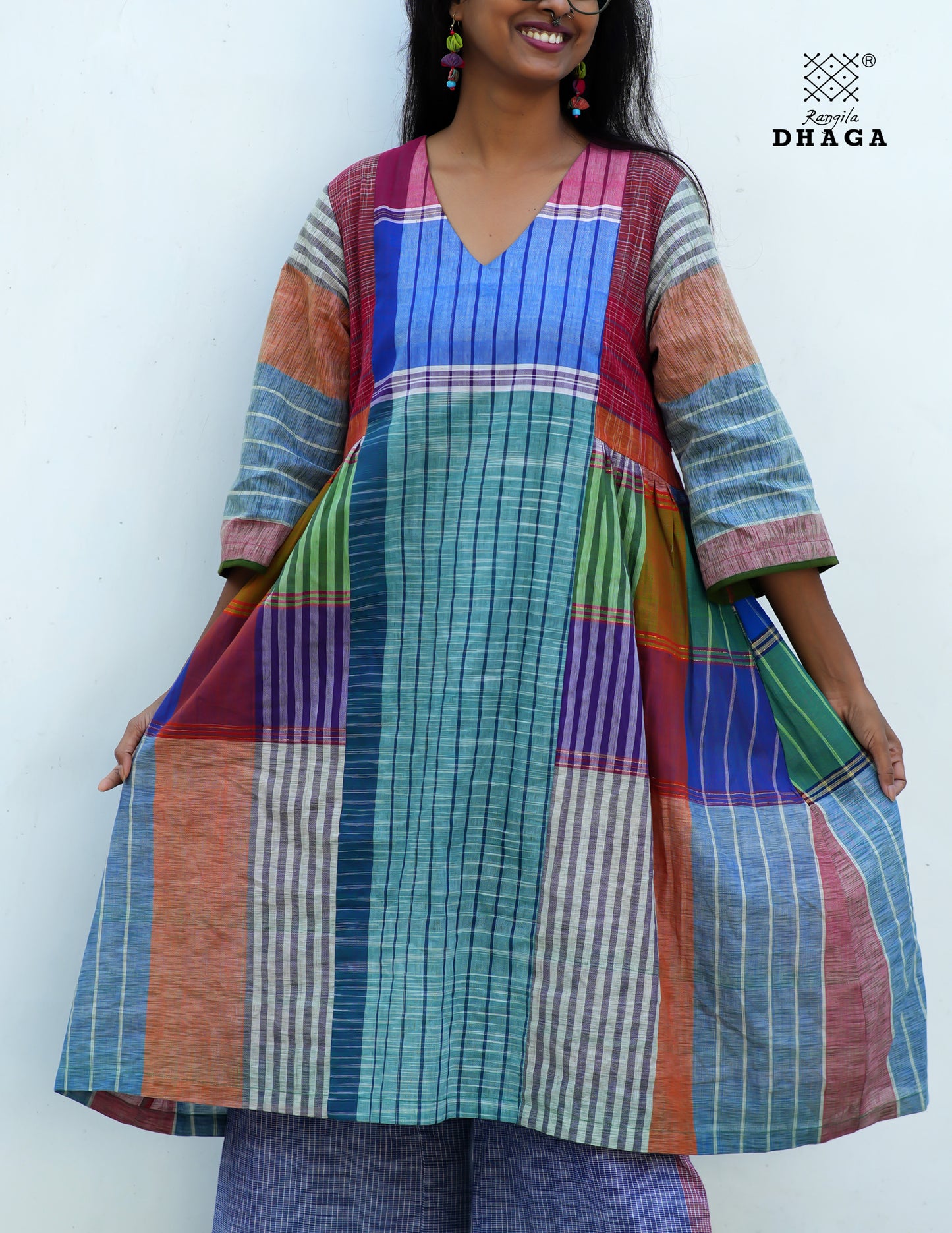 Multicolor Free Size Dress with Pockets – Knee Length, Flared Fit