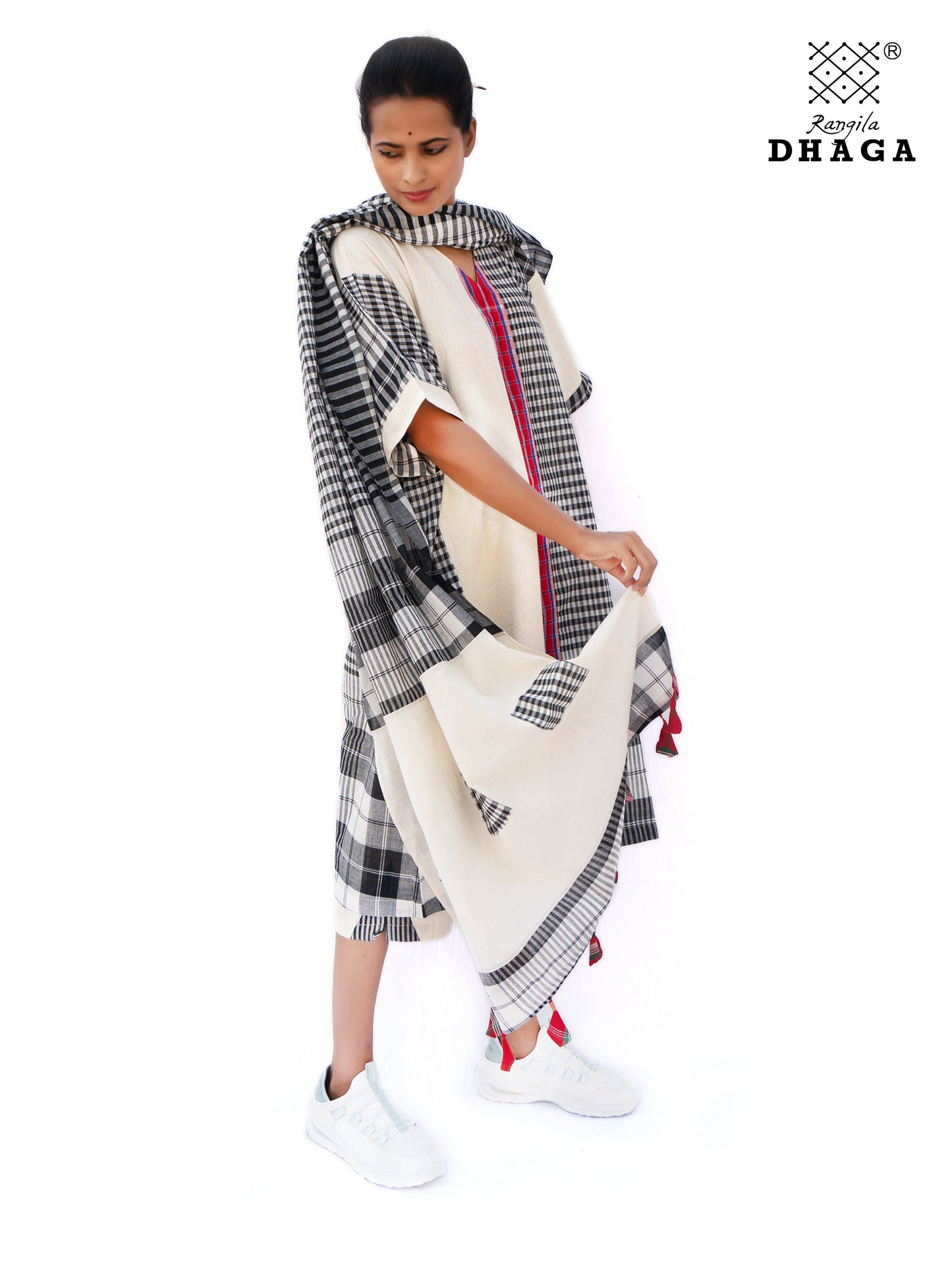 Patch work Gamcha Fashion Handloom Cotton Dupatta ( Black & White) DP12
