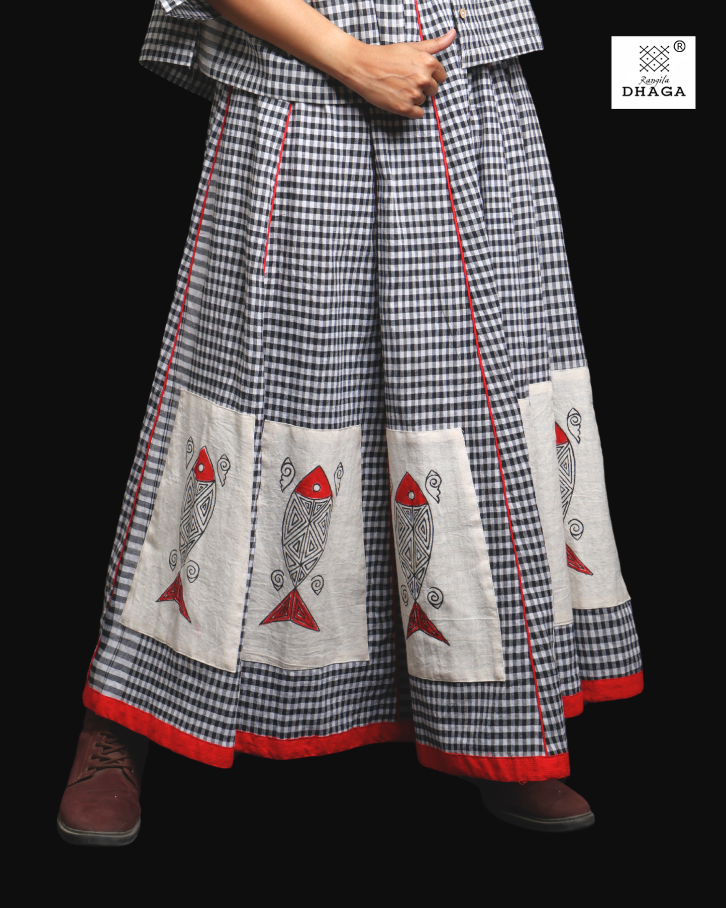 Rangila Dhaga Monochrome Check Skirt with Hand-Painted Fish Motifs