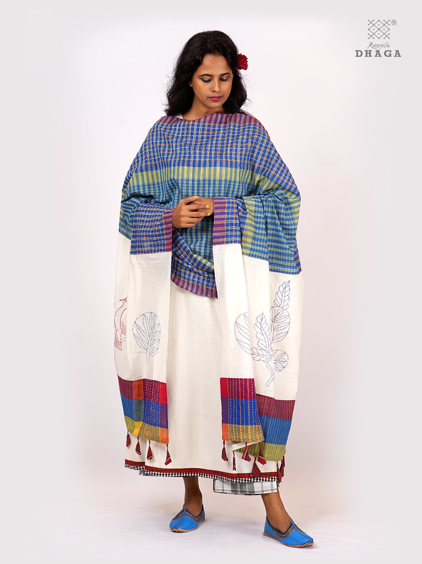 Handembroidered Kantha Stitch Handloom Gamcha Pakhi Dupatta  with Tassels | Artisan Dupatta(2.5m)- GD026