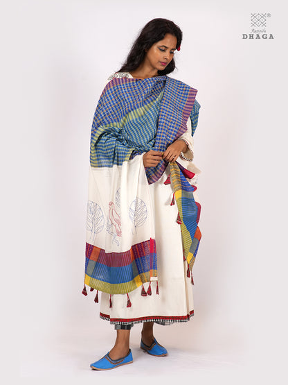 Handembroidered Kantha Stitch Handloom Gamcha Pakhi Dupatta  with Tassels | Artisan Dupatta(2.5m)- GD026
