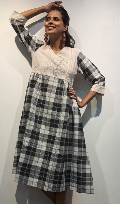 Monochrome Charm – Handloom Checkered Cotton Dress with Embroidered Bird & Pockets D43