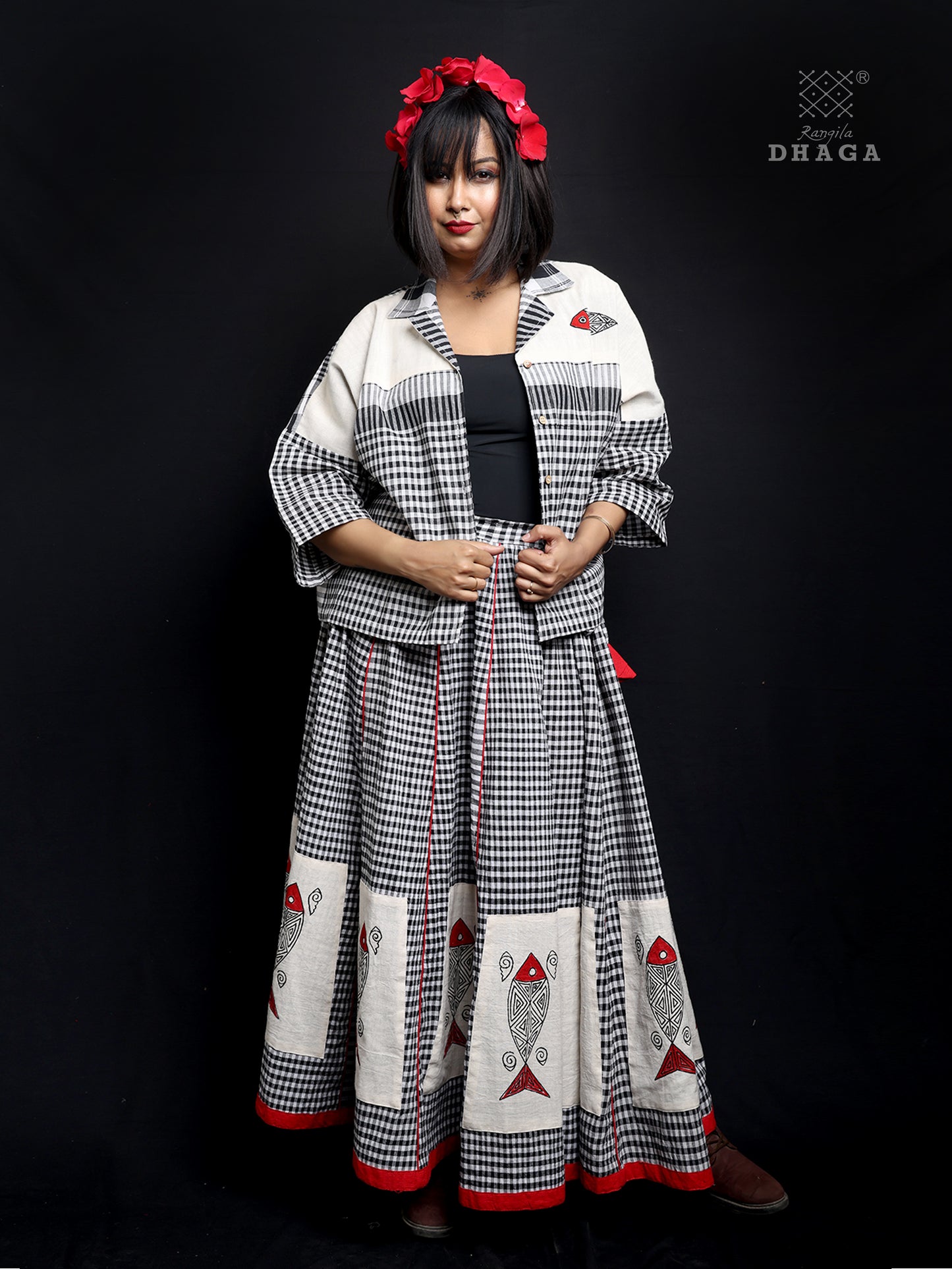 Rangila Dhaga Monochrome Check Skirt with Hand-Painted Fish Motifs