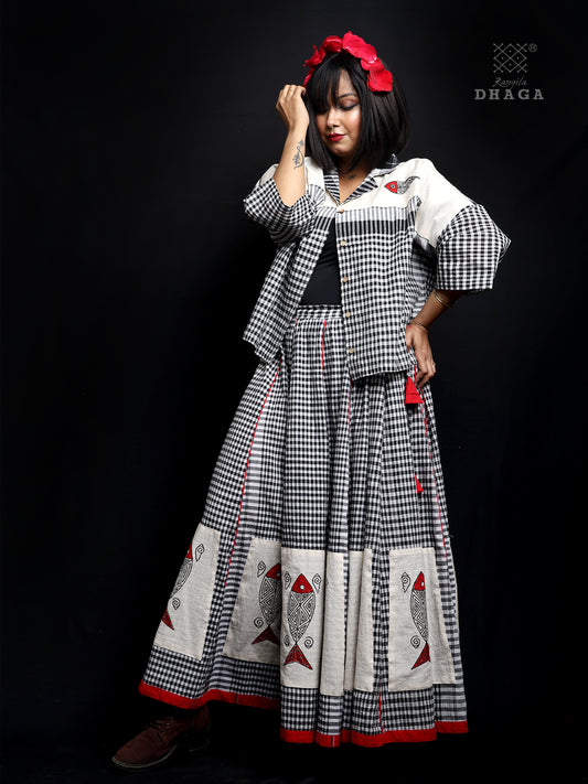 Rangila Dhaga Monochrome Check Skirt with Hand-Painted Fish Motifs