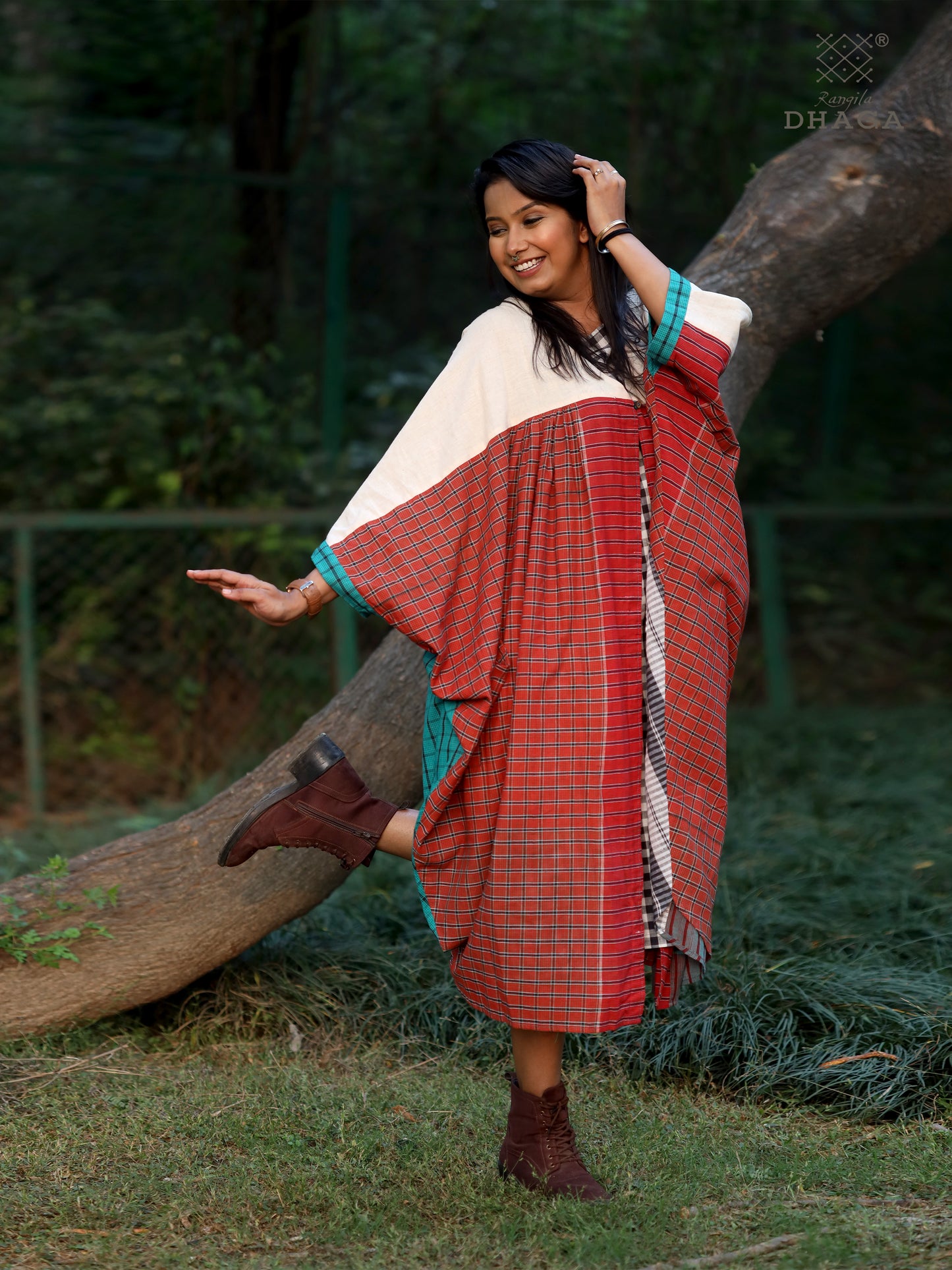Shrug Long  Free Size  Gamcha Fashion Handloom Cotton Brown and White SHR30