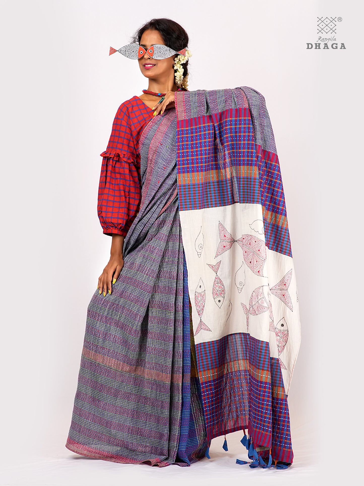 Hand-Embroidered Fish-Fishy Handloom Gamcha Patchwork Kantha Stitch Saree |  Includes Blouse Piece GS125