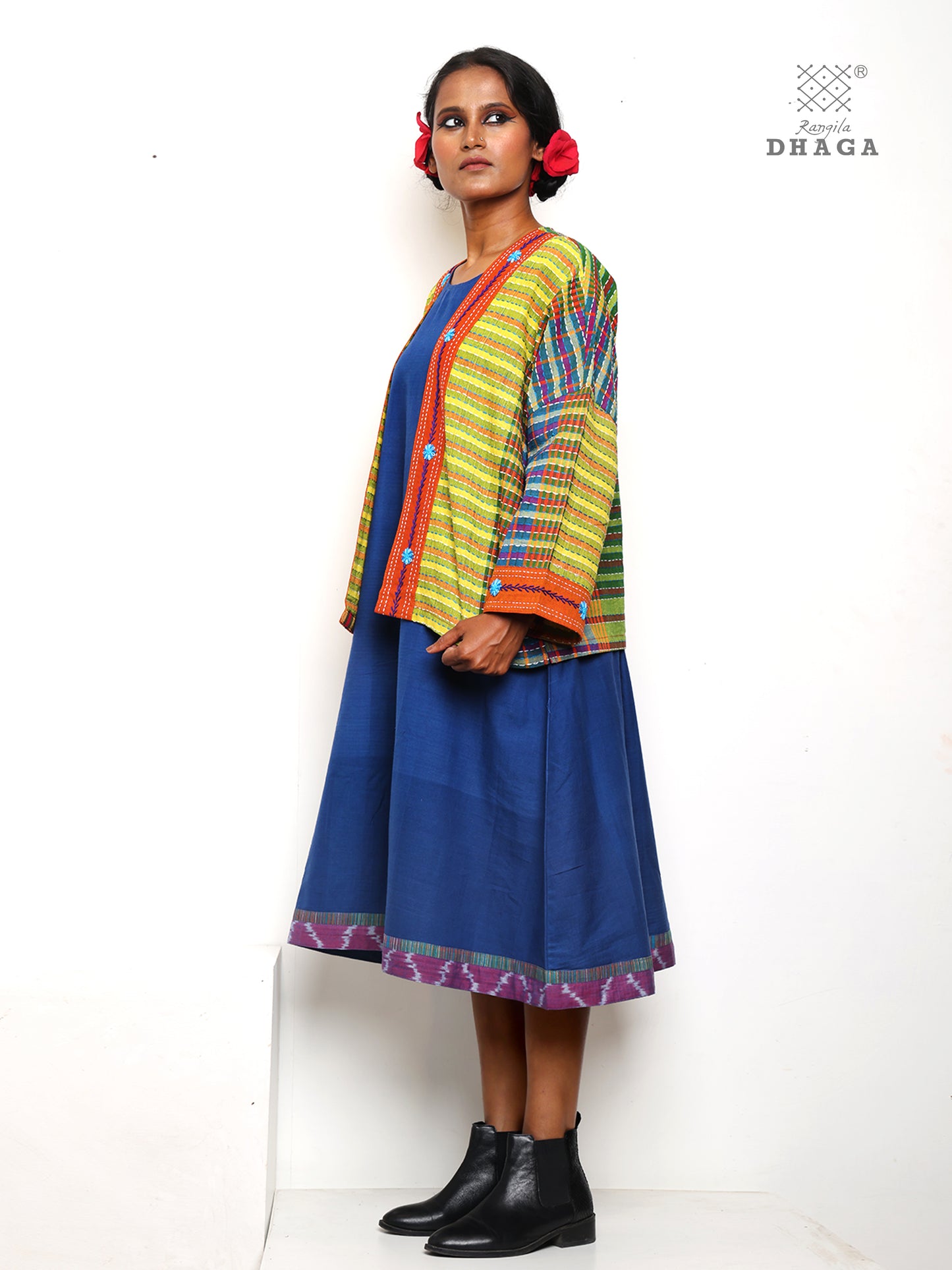 Handembroidered kantha stitch gamcha free size short jaket with hand embroidered flower desing border