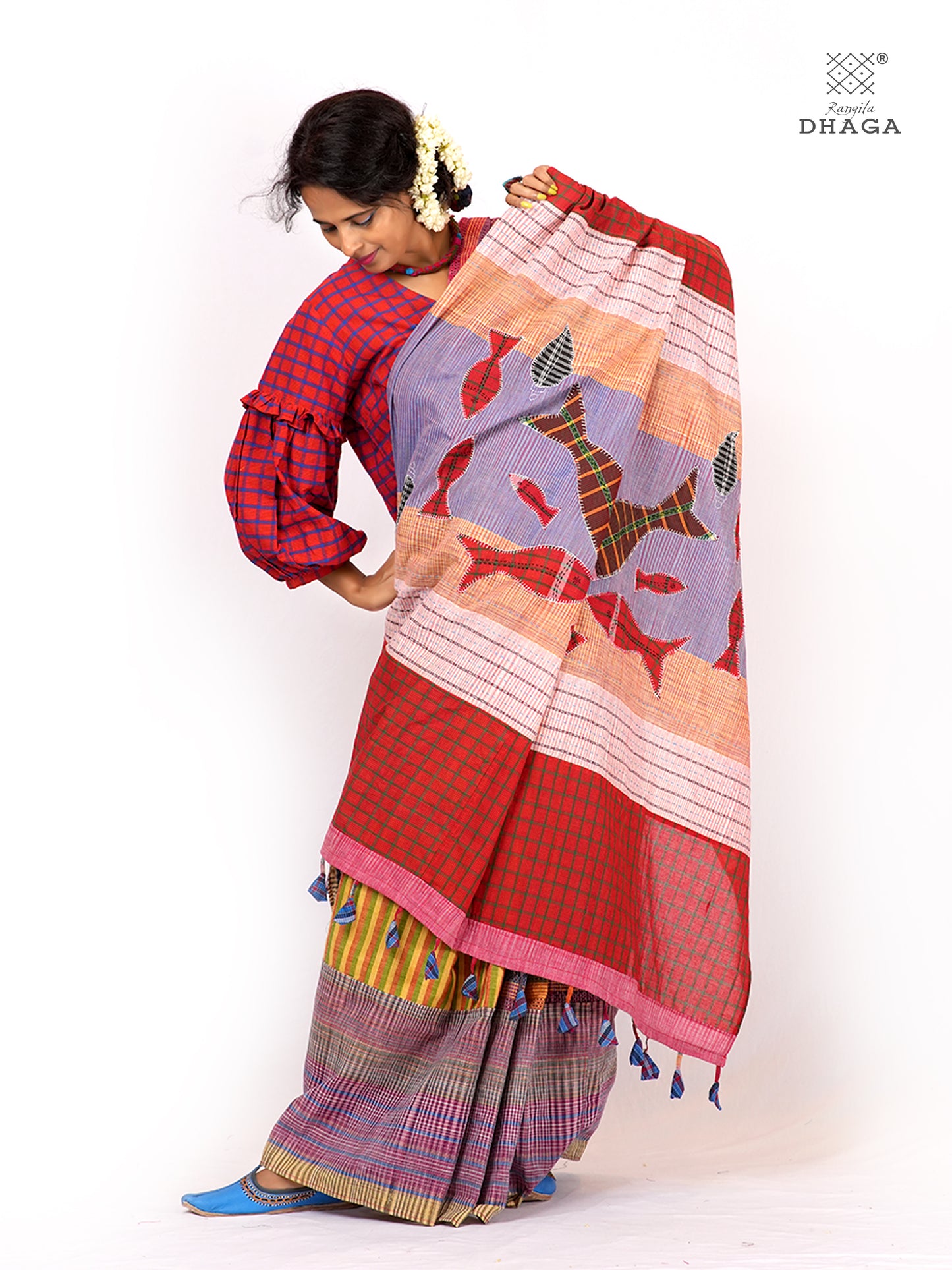 Hand-Embroidered Fish-Fishy Handloom Gamcha Patchwork Kantha Stitch Saree |  Includes Blouse Piece GS127