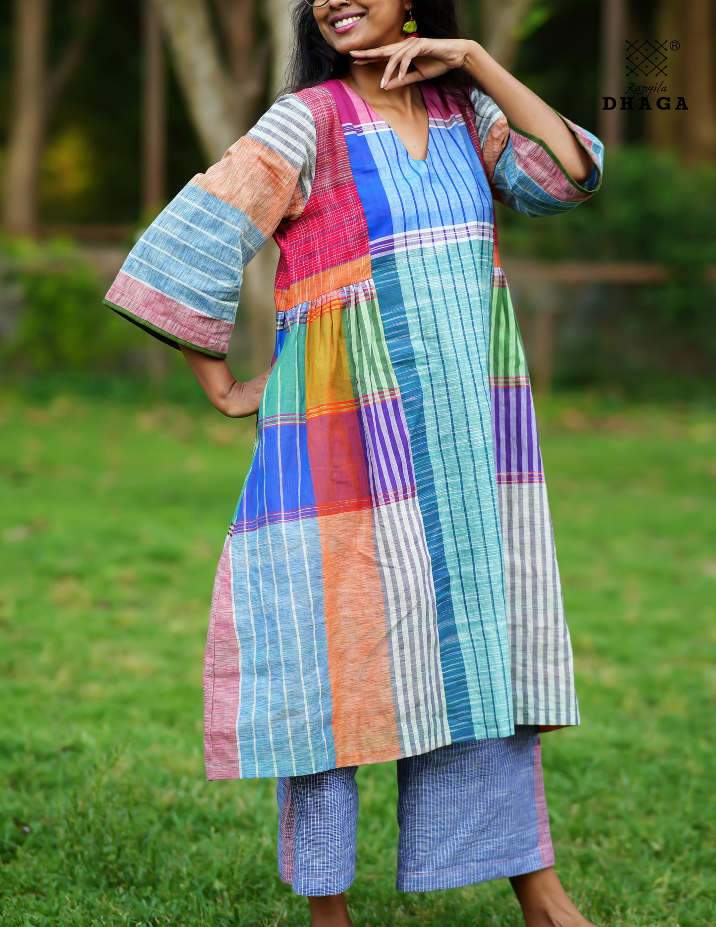 Multicolor Free Size Dress with Pockets – Knee Length, Flared Fit