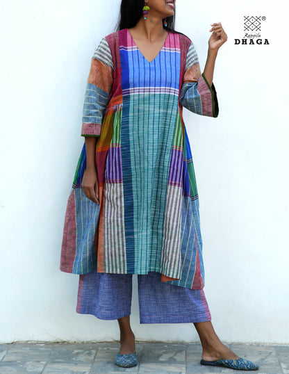 Multicolor Free Size Dress with Pockets – Knee Length, Flared Fit