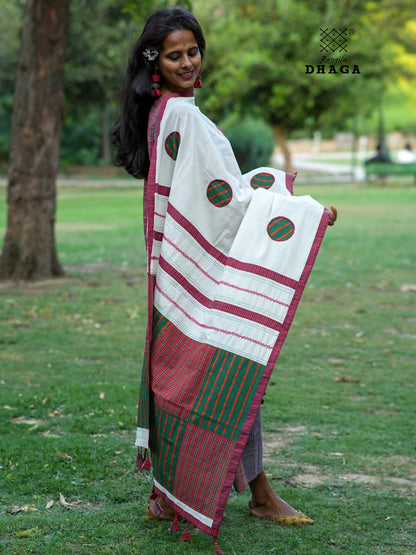 Hand Embroidered Patchwork Gamcha Dupatta in Off White & Green Checks | Artisan Crafted by Rangila Dhaga– Tassels (2.5m)- GD021