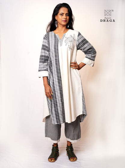 Hand-Painted Birds Handloom Gamcha Cotton Kurta & Pant Set| Rangila Dhaga K15