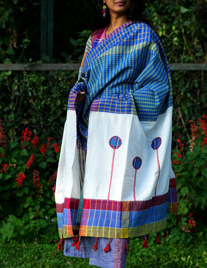 Hand Embroidered Kantha Gamcha Patchwork Dupatta with Appliqué Circle Motifs – Multicolor- Tassels (2.5m)- GD017 (Copy)
