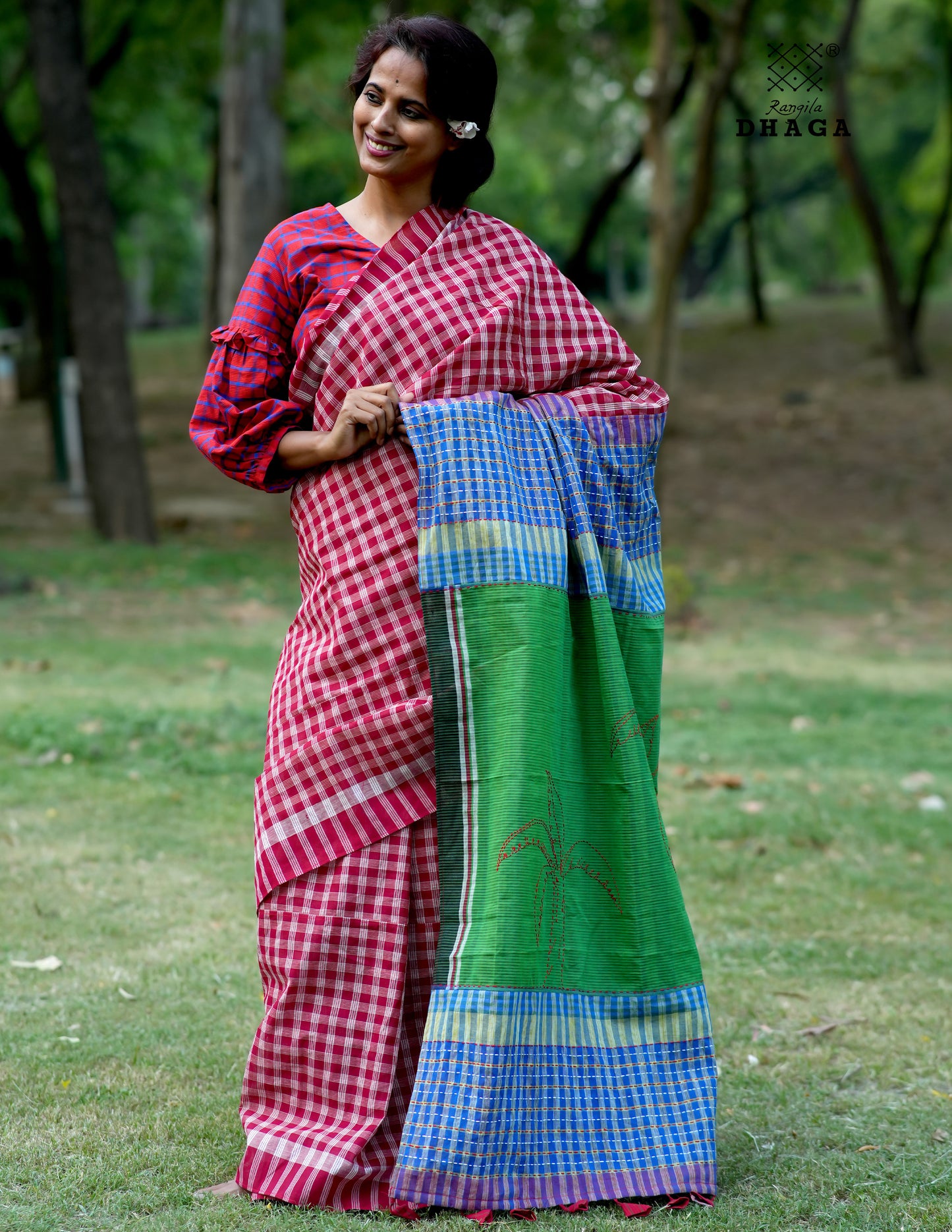Hand Embroidered Kantha Stitch Patchwork Saree Gamcha Fashion Handloom Cotton Fabric  Blue & Red Multicolor GS113