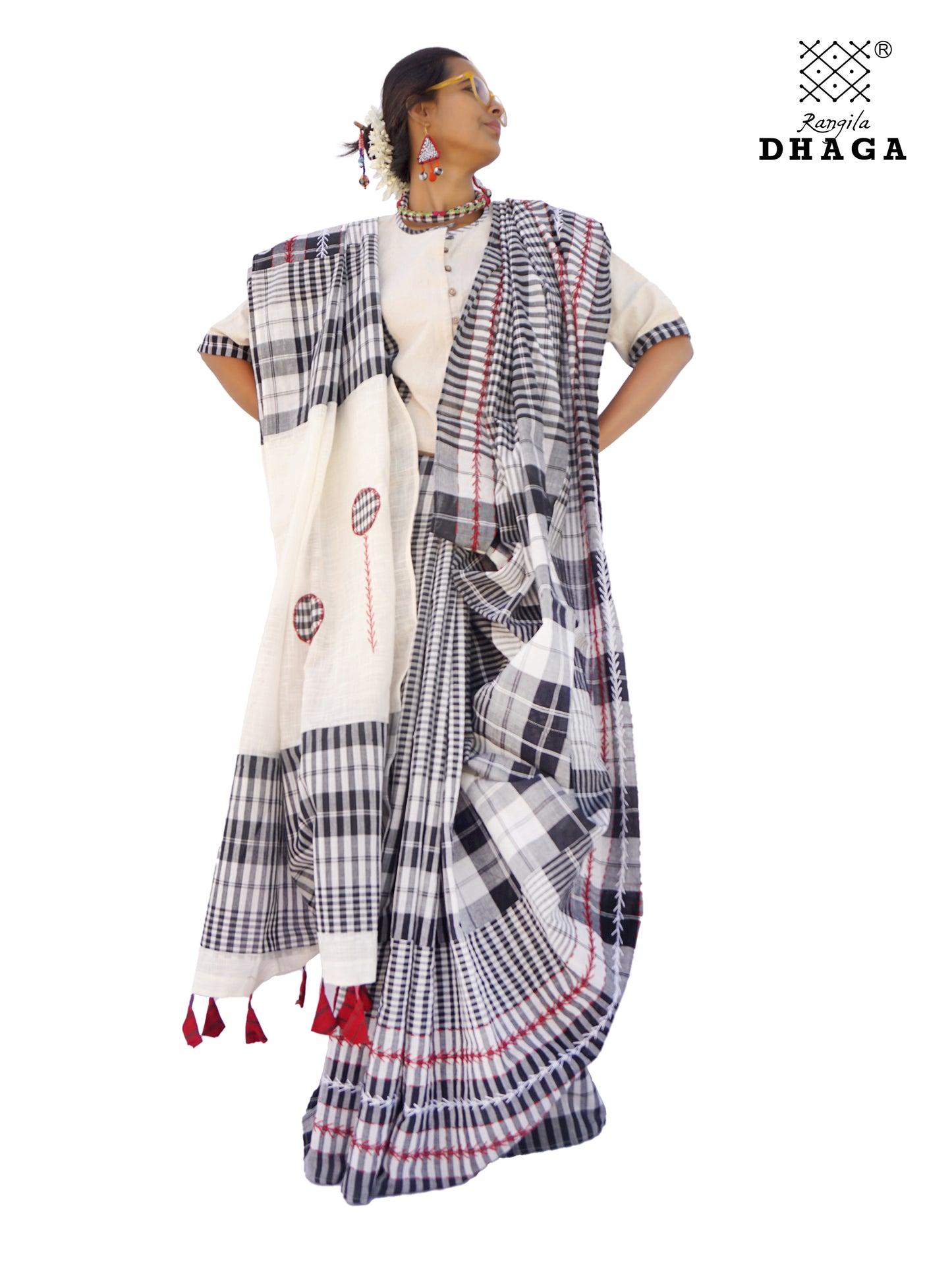 Hand Embroidered Saree Gamcha Fashion Handloom Cotton Fabric  Black & White GS001